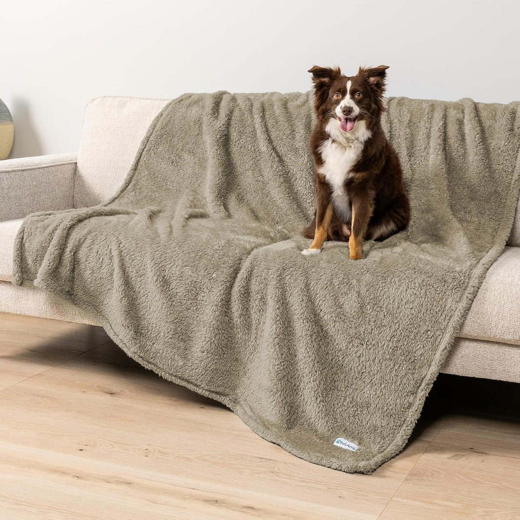 Petami Waterproof Fluffy Dog Blanket for Large Dogs - Soft and Warm Sherpa Throw, Reversible Cat Blanket and Couch Protector, Washable Mat (Taupe Camel, 60x80)